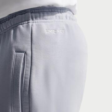 Nike Standard Issue Taper Jogginghose