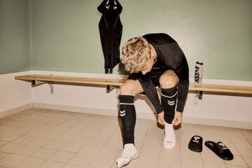 hummel Essential Grip Socken